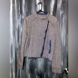 GAP jacket size large NWT size XL blue/white